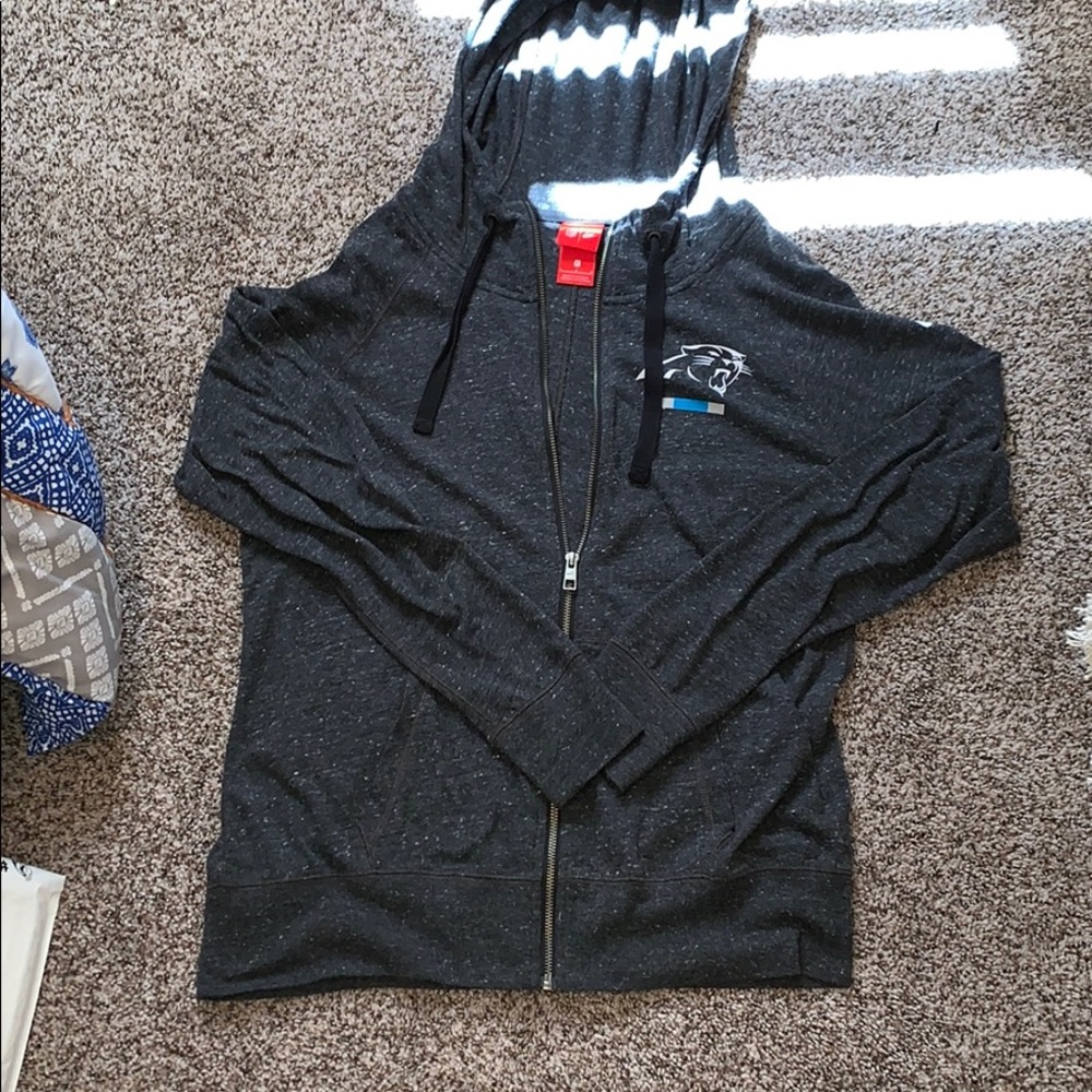 NIKE ZIP UP HOODIE